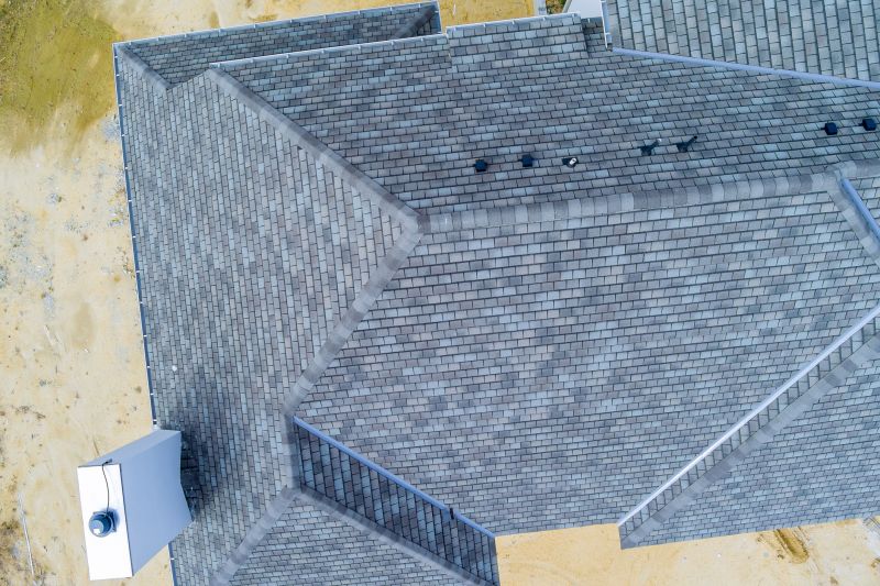 What To Expect During An Asphalt Shingle Roof Installation